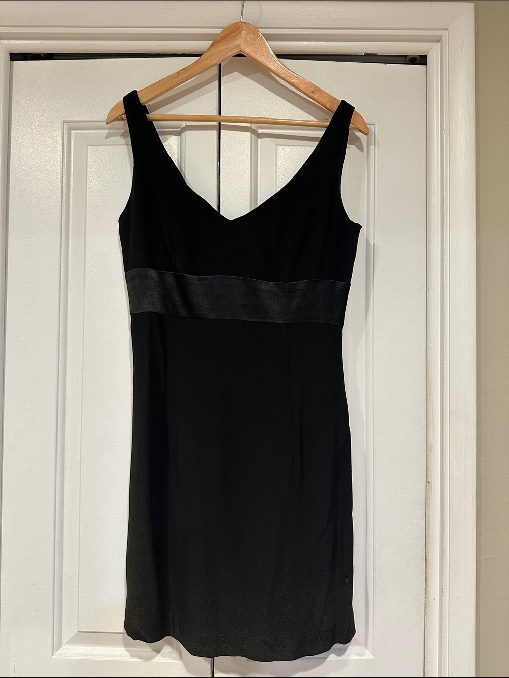 Dave & Johnny Black Cocktail Dress with V-Neck